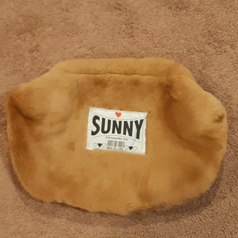 Little Sunny Bite Soft Bear Face Clutch